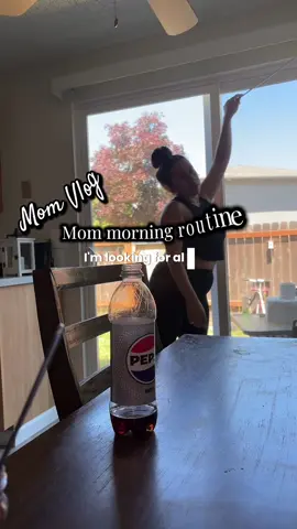 Realistic mom morning routine, i’m looking for all the engaging realistic moms who wanna support other realistic moms #Mom #MomVlog #MorningRoutine 