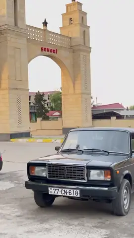 Yaxın Vaxda Fərqli Atmosferdə)