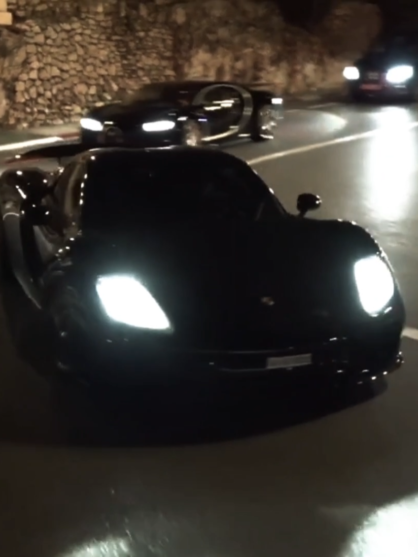 Bestes Duo #918spyder #porsche #bugattichiron #monaco #luxurycars #carsofttiktok #caredits #edit #foryoupagе #fyp #CapCut 