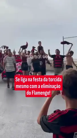 O Flamengo pode ter sido eliminado, mas a torcida tá fechadona com o Filipe Luis e cia! #uol #uolesporte #futebol #mundialdelcubes #fifacwc #flamengo
