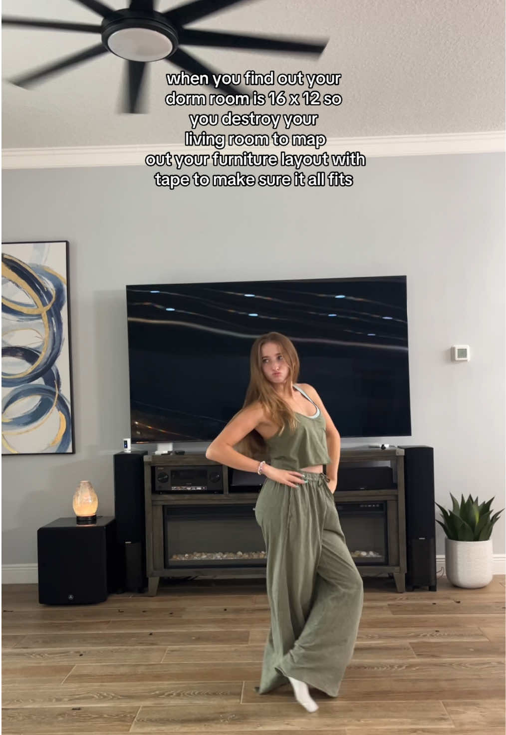 just college things🥲🤗😃 #collegedorm #college #dorm #dormlayout #collegedormlife #uva #virginia #dormthings #universityofvirginia #dormroom #smalldorm #smalldormroom #stressing #dormessentials 