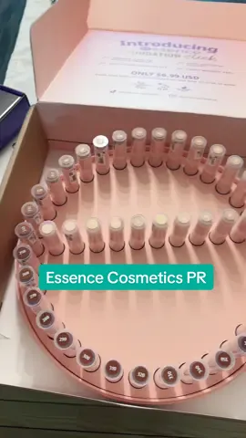Thank you so much @essence.cosmetics for sending this to me!! I cannot wait to play with these and donate the unused ones to a good cause!! #prpackage #unboxing #makeup #affordablemakeup #drugstoremakeup #boujeeonabudget #essencecosmetics 