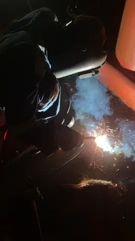 Ajari dong puh sepuhhhh #welder #welderbatam 