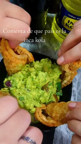 La mejor gastronomia del mundo donde está? ▪️pasteur 768 caba ▪️martes a sabados 9 - 22hrs ▪️domingos de 9 - 18 hrs #panconchicharron #lamejorcomida #restaurant 