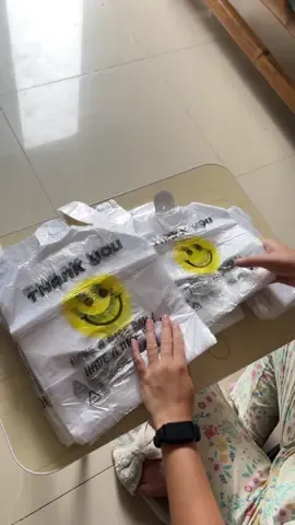Hindi ko na nga alam kung ilang beses na akong umoorder dito kasi sobrang nakakatipid talaga ako dito. #plasticbag #printedplasticbag #sarisaristore 