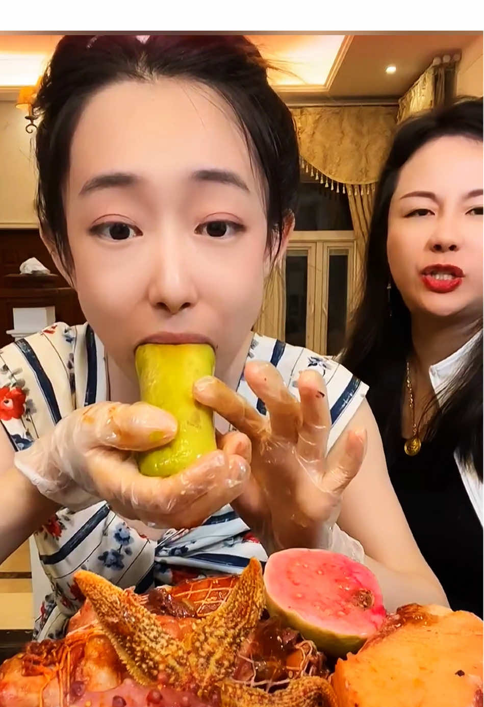 Don’t blink your eyes ! finish it in one bite .#food #eating #Foodie #fyp #foryou #zucchini 