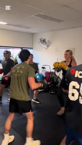 #boxing #Fitness #exercise #community #groupfitness #conditioning 