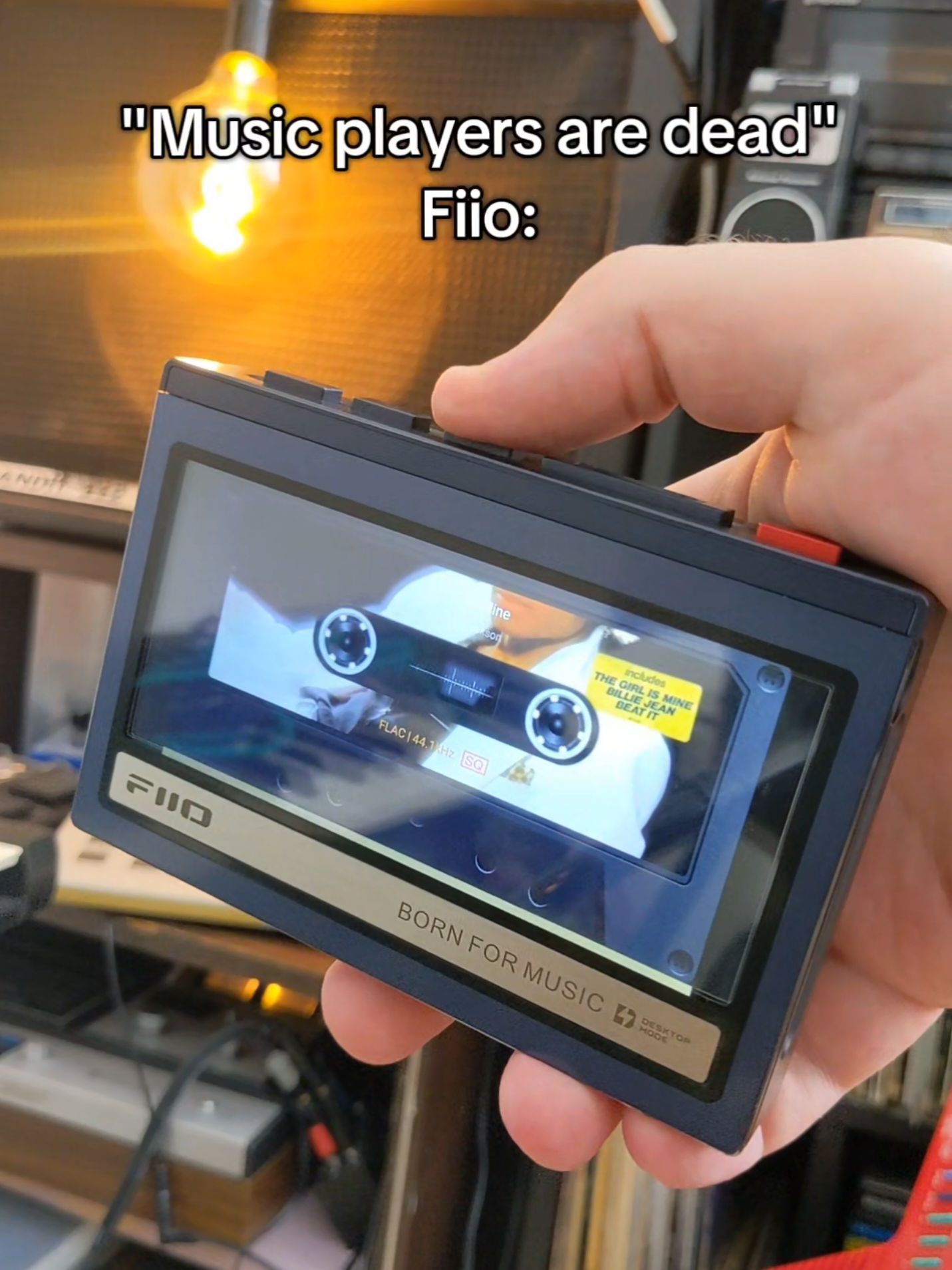 If you need the link it's in my bio :) I got it for free but I'm using it literally everyday #fiio #fiiom21 #musicplayer #dap #retrotech #ipod #walkman