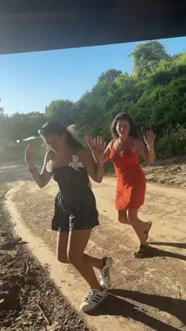 Nolia learned this on the spot lol 😝 @nolia951 #fyp #trending #viral #girl #Summer #fypシ #dontletthisflop 