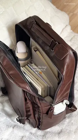 this brown backpack 🤎☕️🍂🧸🧣 #backpack #bagforschool #schoolbag #brownbag #leatherbag #bagrecommendation #backtoschool #fyp #trending 