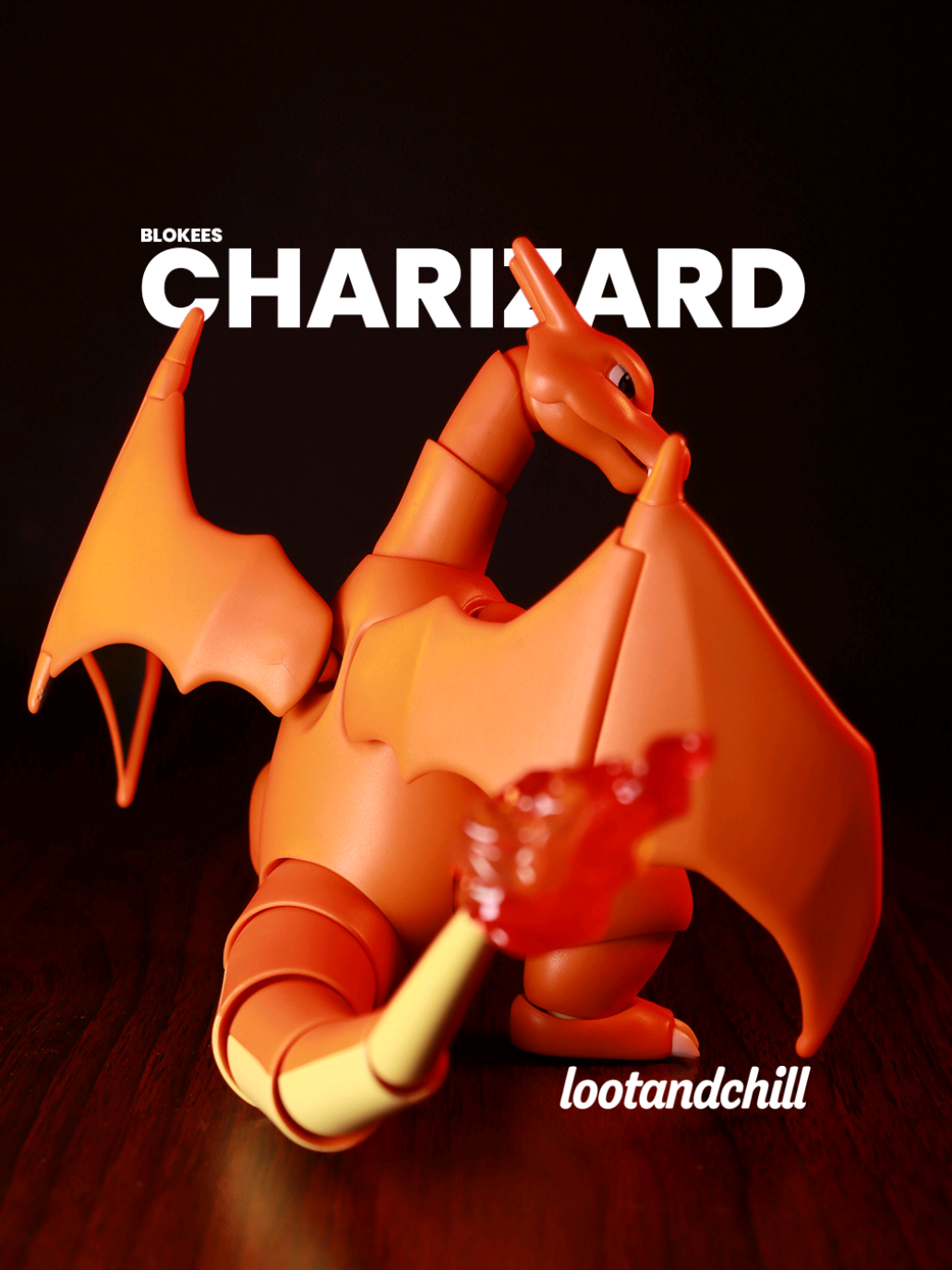 Charizard de la marca @blokees.official una belleza de figura y con las 3B que tanto nos gusta. Si eres fan de este Pokémon desde la primera temporada, no puede faltar en tu colección. Créeme que no! #coleccionismo #unboxing #chill #loot #toyphoto #toyphotographer #pokemoncenter #blokees #charizard 