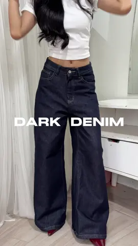still my fav dark denim dari modelnyanya yang bikin looksnya jenjang #rekomendasicelana #widejeans #loosepants #darkdenim 