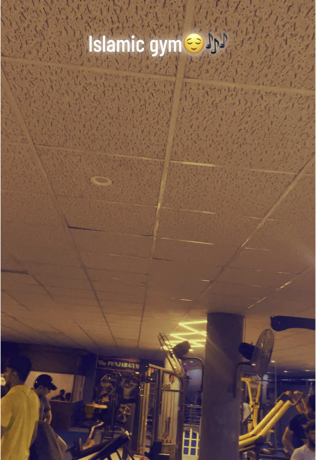 Gym mei Naat sharef❤️ #fyp #gym #gymnastics #growmyaccount #unfreezemyacount #viralmyaccount🙏🙏😚😘 #viralvideo #onemillionaudition #alisethiadv #tahrekhhaqmiyatislam #jointahrekhhaqmiyateislam #paighamemuhammad 
