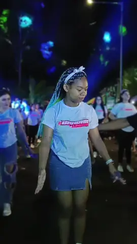 l@Desiiafrikaaa_ 🤣 #fyp #dancerkarnaval #nandaaudiojember #karnaval #kasingondanglegi #kjc #karnaval2025 