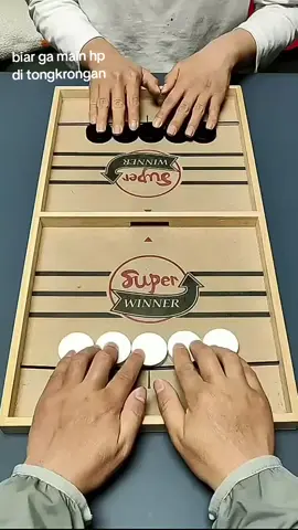 game karambol papan kayu