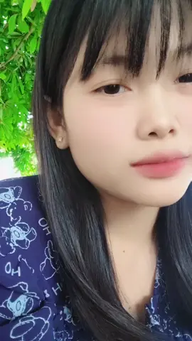 #ငါ့viewတွေဘယ်ရောက်သွားတာလဲ #ဒီပုဒ်မှ viewမတက်ဘူးဆိုရင် မဆော့တော့ဘူးကွား😔😔😔😫😩😖#ချစ်ရင် ချစ်တယ်လို့ ရေးပေးသွာ#ဒါဘဲ#fypပေါ့်ရောက်စမ် 