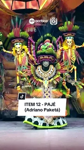 ❤️ ITEM 12 – PAJÉ   Com presença imponente e gestos ritualísticos, Adriano Paketá conduz a arena em um momento de conexão com os saberes ancestrais da floresta, celebrando a cura, o respeito à natureza e a força dos povos originários. #BoiGarantido #Parintins2025NaACritica