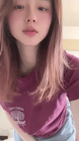 皆は子育てどのくらい親にてつだってもらってますか？ 週1で6時間みてもらうのは多いですか？おばあちやん側の意見も教えてください！ ベビちゃん寝てます(*^^*) #子育て #05 #20歳ママ #新生児 #赤ちゃんのいる生活 #生後3週間 #ダンス #ダンサーママ #産後ダイエット 