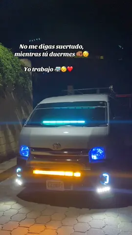 #sueñodeunniño🔰❤️ #hiace #hiacelover #bellezasobreruedas🔥♥ #pasion #rutas #desvelada #trabajo #laborando #madrugadas #hiace #hiacetuning😎🚐 @selvinconoz698 @SAM.🫶 @Estuardo C.... @Skit 🚚😍🔥 