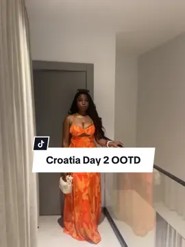Day 2 OOTD 🧡 the orange, the skin 🤌🏽 #croatia🇭🇷 #croatia #holidaytiktok #holidayoutfit #outfitinspo #blackgirl #holiday 