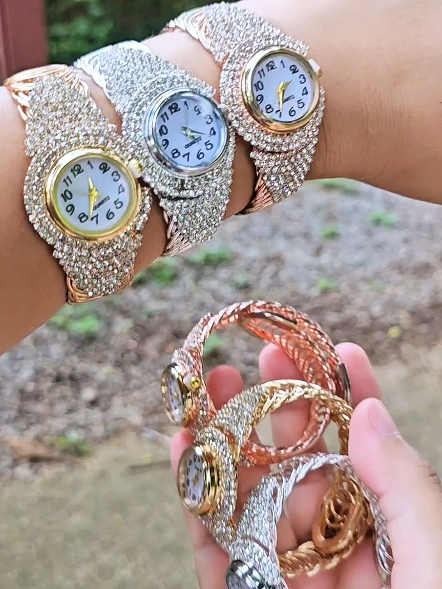 นาฬิกาสุดหรู รีบกดก่อนหมด 8Xบ #นาฬิกา #นาฬิกาข้อมือ  #นาฬิกาข้อมือผู้หญิง   #นาฬิกาผู้หญิง #นาฬิกาหรู #นาฬิกาสุดหรู #นาฬิกาสแตนเลส 