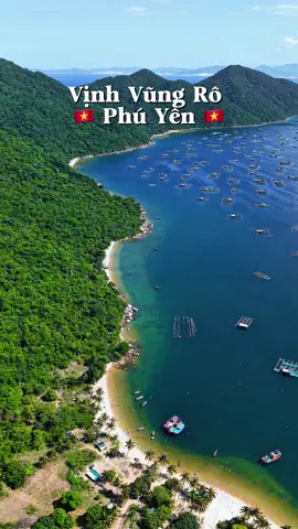Vịnh Vũng Rô - Phú Yên. Đi Phú Yên các bạn đã ăn Hải sản ở đây chưa ? #tuyhoa #phuyen #dulichphuyen #vr #xh #beach #travel #canhdep #vietnam #dulichvietnam #78phuyen #canhdepthiennhien 