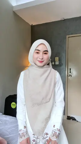 Lately nan makin suka pulak pakai bawal sulam plain macam @Milala HQ ni❤️   #bawaltutorial #bawalbidang50 