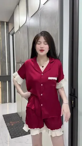 Quần áo ngủ