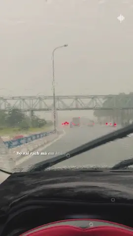 Hà Nội Vào Một Buổi Chiều Mưa. 