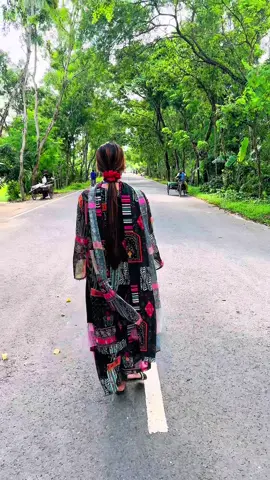 মেয়ে মানুষ যাকে যত বেশি পছন্দ করে! তাকে তত বেশি প্যারা দেয়,বাচ্চামি করবে,ন্যাকামি করবে এটাই ভালোবাসা। তারা কথা ঘুরিয়ে -ফিরিয়ে বলবে। তাদেরকে যত বেশি বুজবেন , ততবেশি ভালোবাসা পাবেন, আর ততই সম্পর্কটা গভীর হবে। মেয়ে মানুষের অভিমানেও ভালোবাসা লুকিয়ে থাকে:☺️♥️🫶🏻 #sadvideo 