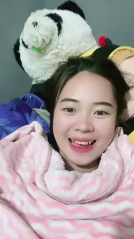 aku mandi dulu ya☺ #foryoupage  #pacarhalu  #fyppppppppppppppppppppppp 