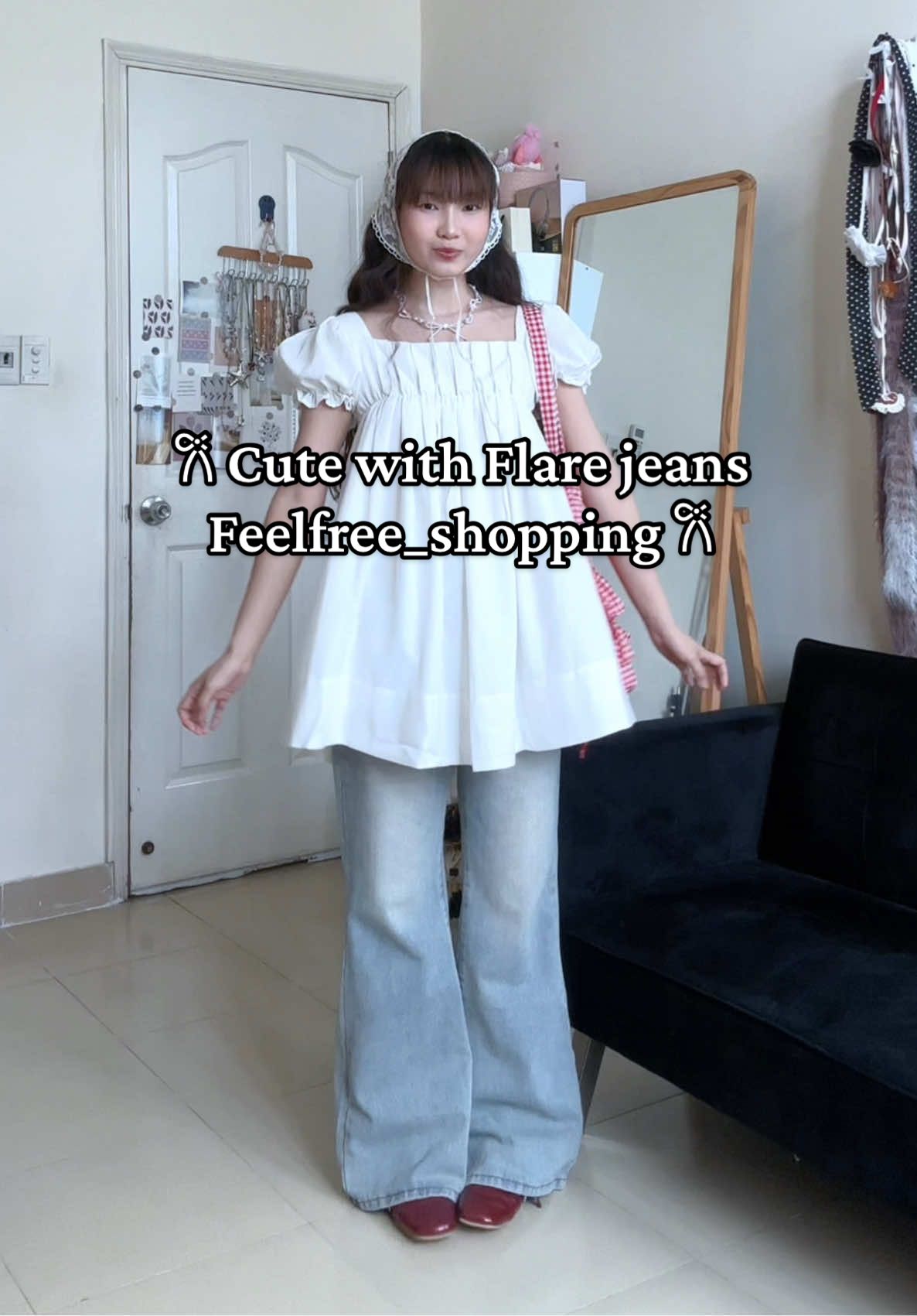Flare jeans but make it cute  🎀💓@Feelfree_shopping #thuytruongoutfits #outfitinspo #outfitideas #outfit #OOTD #mixandmatch #mixandmatchclothes #styling 