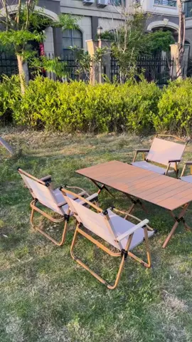 #campingchair #campingtable #eggrolltable #foldabletable #foldablechair #table #chair #outdoorchair #outdoortable #kermitchair #moonchair #camping #Outdoors 