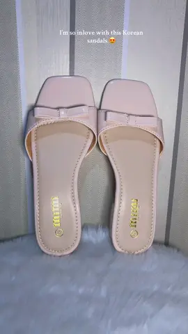 Korean sandals 😍 #koreanfashionsandals #elegantsandals #sandals #sandalsforwomen #koreansandals  #fyp 
