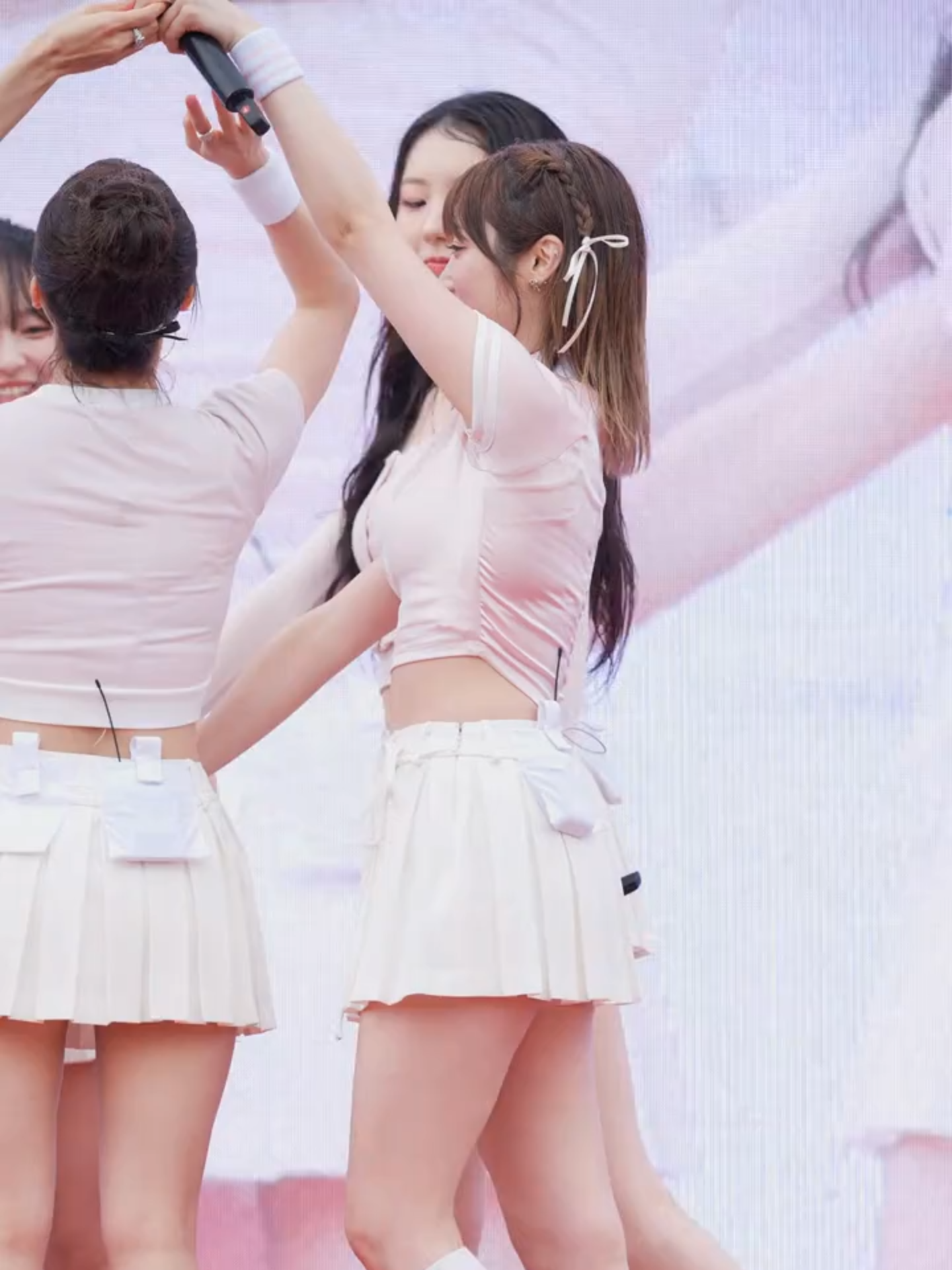 I LIGHTSUM #라잇썸 #Sangah #상아 #サンア #Chowon #초원 #チョウォン #Nayoung #나영 #ナヨン #Hina #히나 #ヒナ #Juhyeon #주현 #ジュヒョン #Yujeong #ユジョン #유정 #Huiyeon #フィヨン #휘연 #Jian #ジアン #지안