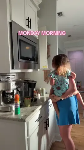 Y’all I need a nappy 😴 #workingmom #momofthree #girlmom #workingmommorningroutine #momofthreemorningroutine #grwm #getreadywithme #gettingready #getready #gettingreadywithkids #goodmorning #morningroutine #morningvlog #morning #routine #Vlog 