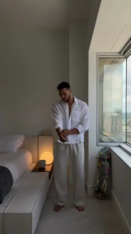 post gym morning routine.  new day, same routine. grateful for the discipline that keeps me moving forward   #morningroutine #dayinthelife #dailyvlog #selfemployed #menslifestyle #businessowner