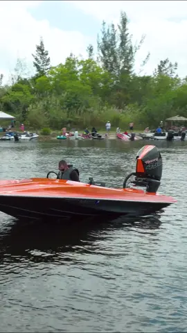 Here am I; send me - Nick Wilder  Episode 2 of That Boat Racing Show on our YouTube with is 18 Action Marine with a tuned up 450R against a 25 Predator with twin 300XS’ from @skatinboy47 . Needless to say it was an eventful show with these two boats running