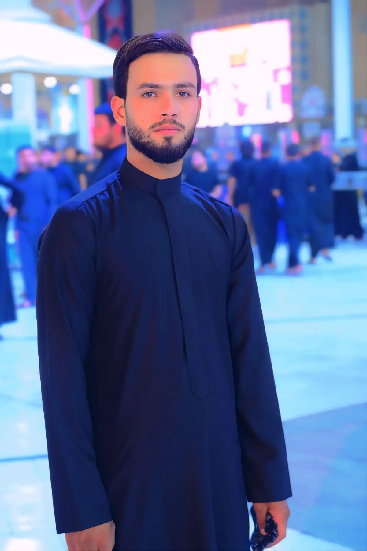 غير حسين ما نعشك ولا نهوه دنيا بلا محرم كلشي ماتسوه