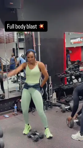 Monday fitness flow Total body blast 💥  10-15reps, 4set  #fullbody #fullbodyblast #totalbodyworkout #gym #gymrat #gymmotivation #gymlove #gymlover #fit #Fitness #instafitness