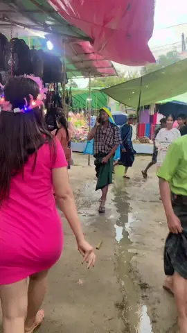 #foryou #titokmyanmar #လယ်ဝေးပွဲစျေး💕 #မြင်ပါများပီးချစ်ကျွမ်းဝင်အောင်လို့🤒🖤 