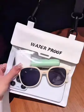 Một chiếc túi đựng đồ chống thấm nước không thể thiếu khi đi du lịch!! #tuidungdienthoai #tuidungdienthoaichongtham #creatorsearchinsight #tienich #thietthuc #jizonguyen 