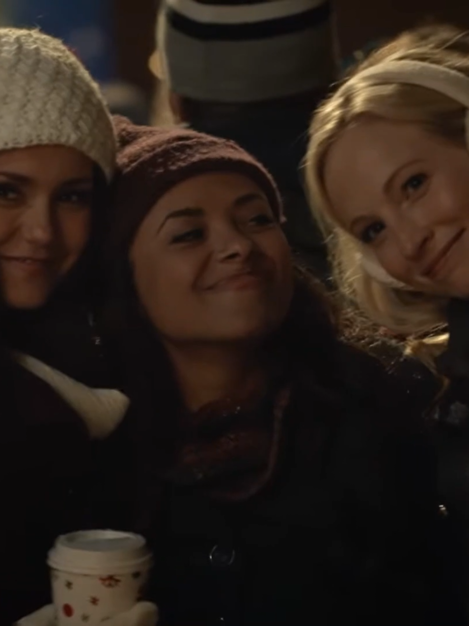 Best Friends ❤️❤️❤️ #tvd #tv #thevampirediaries #elenagilbert #carolineforbes #bonniebennett #elena #caroline  #bonnie #friends #дневникивампира #еленагилберт #кэролайнфорбс #боннибеннетт #елена #кэролайн #бонни #друзья #лучшиеподруги 