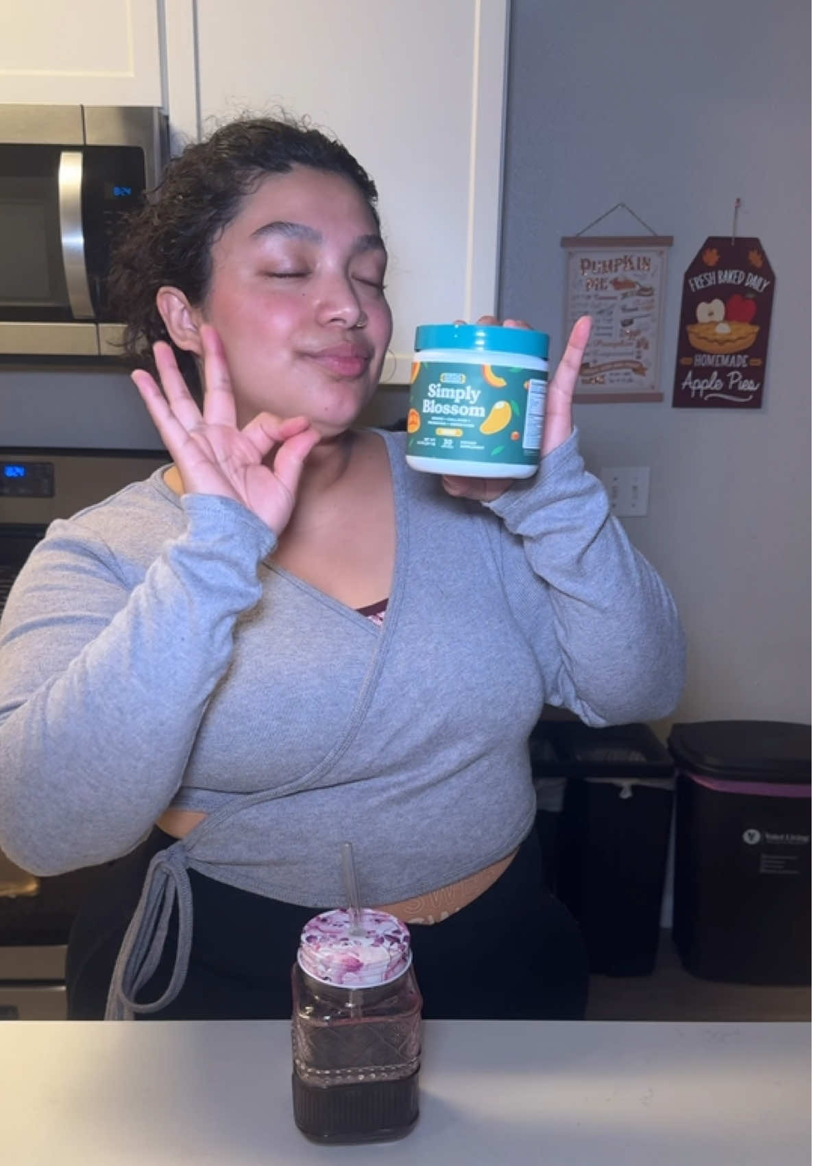 best part is that it genuinely tastes so good!!! 😊 @Simply Nature's Pledge #digestivehealth #bloatingrelief #bloatingtips #bloatingremedy #bloating #digestivesystem #collagen #womenssupplements 