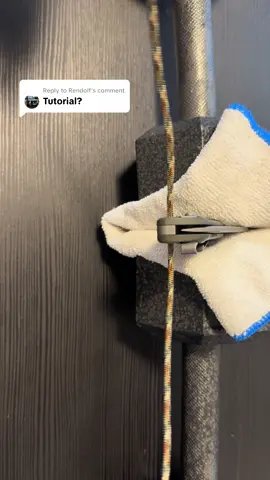 Replying to @Rendolf Paracord Snake knot tutorial #paracord #knots #knife #easy #DIY #diyparacord #knives  