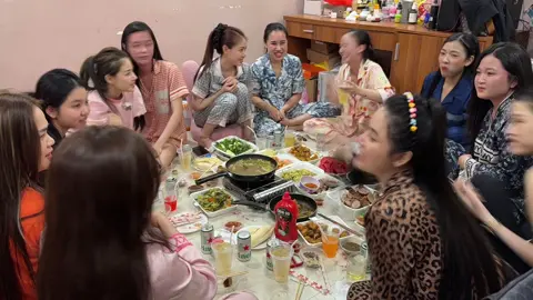 Tóm tắt cuộc đời của tôi…khi có bạn 👯  #maiyeunem #giadinhthu2cuatoi🥰 