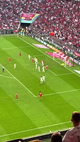 Ab heute 🦁👏🏽 #leroysane #fcbayern #bayernmunich #galatasaray #football #fyp #viral #fy #skills #futbol #gambo479 #skill #wow #dribbling #sadiomane #goal #bundesliga #freekick #gala #galatasaray1905 #istanbul #cimbombom #cimbomgalatasaray #galatasaray💛❤ 