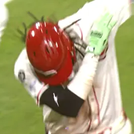 ITS A CYCLEEEEEEEEEE 🔁 #ellydelacruz #cincinnatireds #MLB #majorleaguebaseball #baseball 