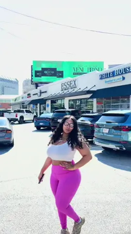 My first billboard right in Atlanta on Peachtree 🥹🙏🏽 shop my braid gel! #billboard #atl 