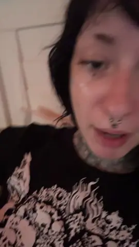 The armpit goblin came to sniff my armpits